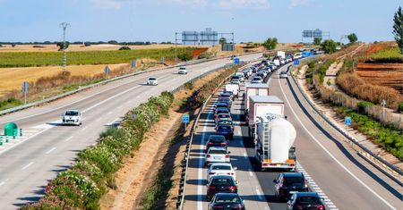 Takie rzeczy są niedopuszczalne na autostradzie. Mogą doprowadzić do wypadku