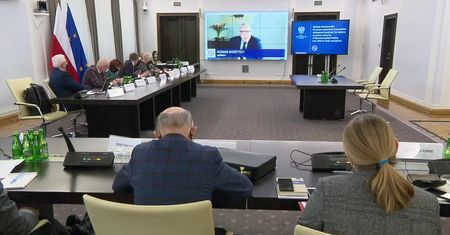 R. Giertych: W ramach służb specjalnych działa zorganizowana grupa zajmująca się zastraszaniem opozycji