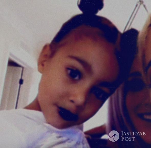 Kim Kardashian pokazałą zdjęcie małej North West w pełnym makijażu - Instagram