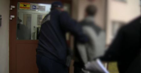 Zaatakowali podczas akcji rozdawania posiłków ubogim. Policja zatrzymała ostatniego podejrzewanego o atak