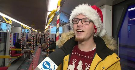 Świąteczne metro w Warszawie. Skład będzie kursował na II linii