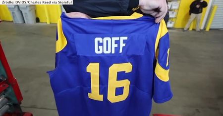 Oszuści próbowali dorobić się na Super Bowl. Amerykańscy celnicy przejęli podrobione pamiątki o wartości 24 milionów dolarów