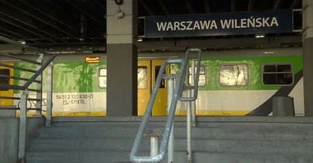 Mężczyzna dźgnięty nożem na Dworcu Wileńskim. Padły strzały, policja szuka napastnika