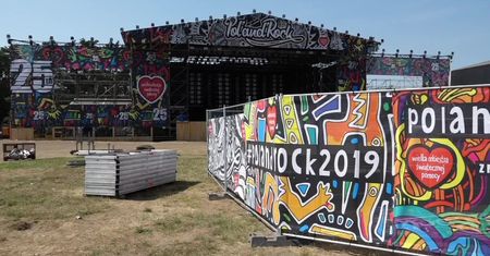 Uczestnicy Pol’and’Rock przybywają do Kostrzyna. Organizatorzy są zaskoczeni, że tak wcześnie