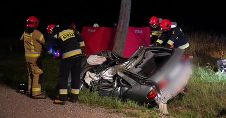 Samochód dachował. Kierowca zginął na miejscu