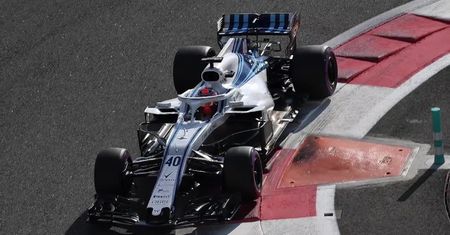 Robert Kubica w bolidzie F1 w Abu Zabi. Polak testuje opony na kolejny sezon