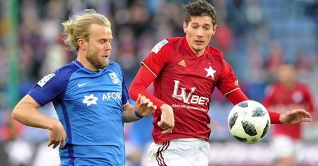 LE: Lech pewnie pokonał Wisłę Kraków i awansował na pozycję wicelidera rozgrywek. Hat-trick Gytkjaera