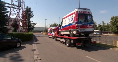 Policja zarekwirowała ambulans z powodu zbyt wysokiej wagi