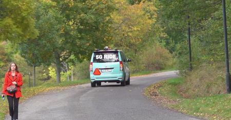 Przyszłość motoryzacji w technologii 5G. W Szwecji trwają testy autonomicznego busa