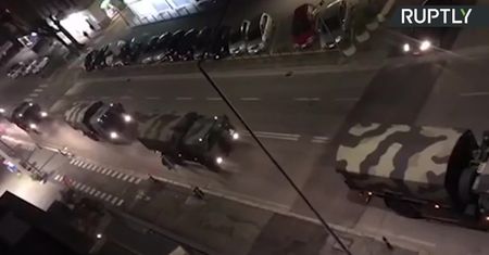 Włoska armia przetransportowała dziesiątki trumien ofiar koronawirusa z okolicy Mediolanu. Lokalne krematoria nie nadążają
