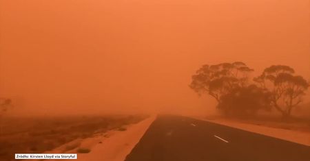 Pomarańczowe niebo nad południową Australią. To efekt burzy piaskowej