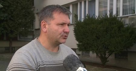 Sędziowie wywiesili plakaty, teraz sprawę bada policja. “Poroniony pomysł”