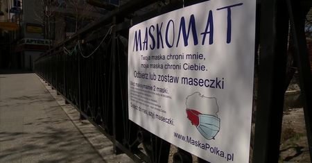 W Bielsku-Białej na moście zainstalowano ”maskomat”