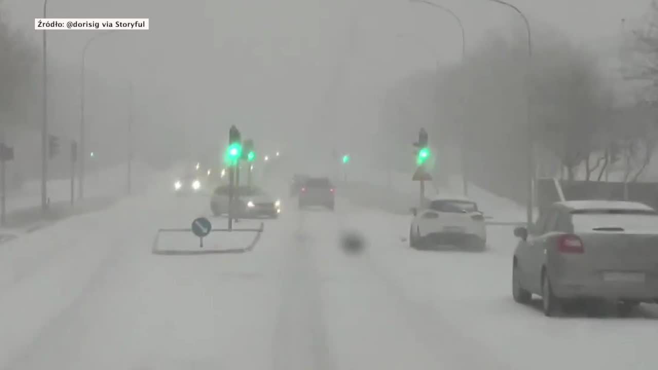 Ekstremalne warunki pogodowe nawiedziły Islandię