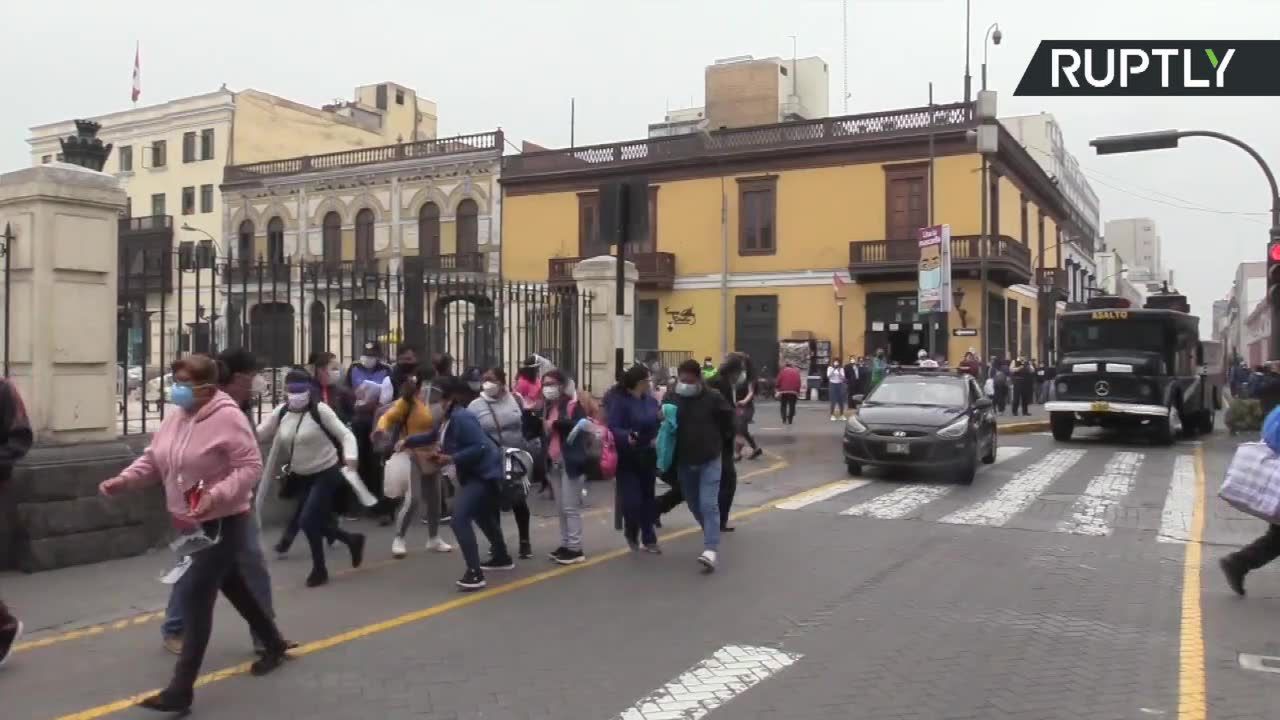 Armatki wodne kontra pracownicy służby zdrowia. Policja w Peru rozpędziła protest medyków