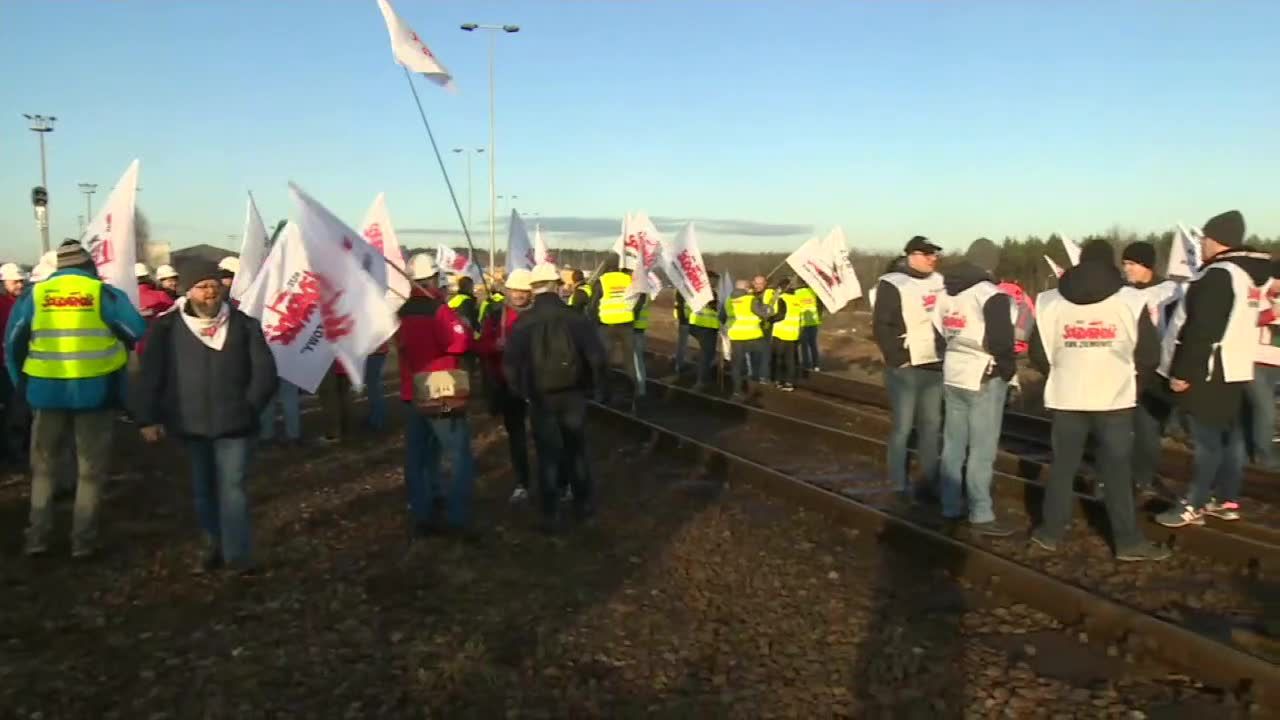 Górnicy zablokowali tory w proteście przeciwko rosyjskiemu węglowi