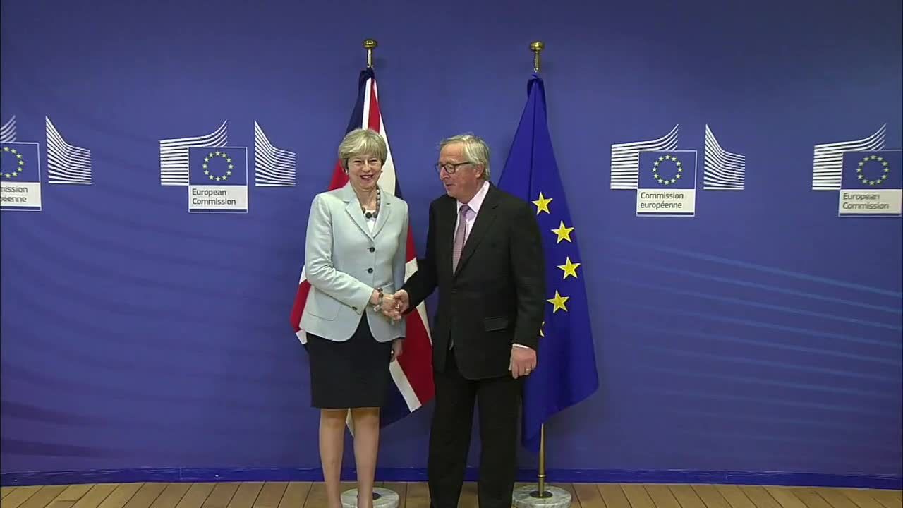 Bruksela i Londyn przełamały impas i porozumiały się co do pierwszej fazy rozmów ws. brexitu