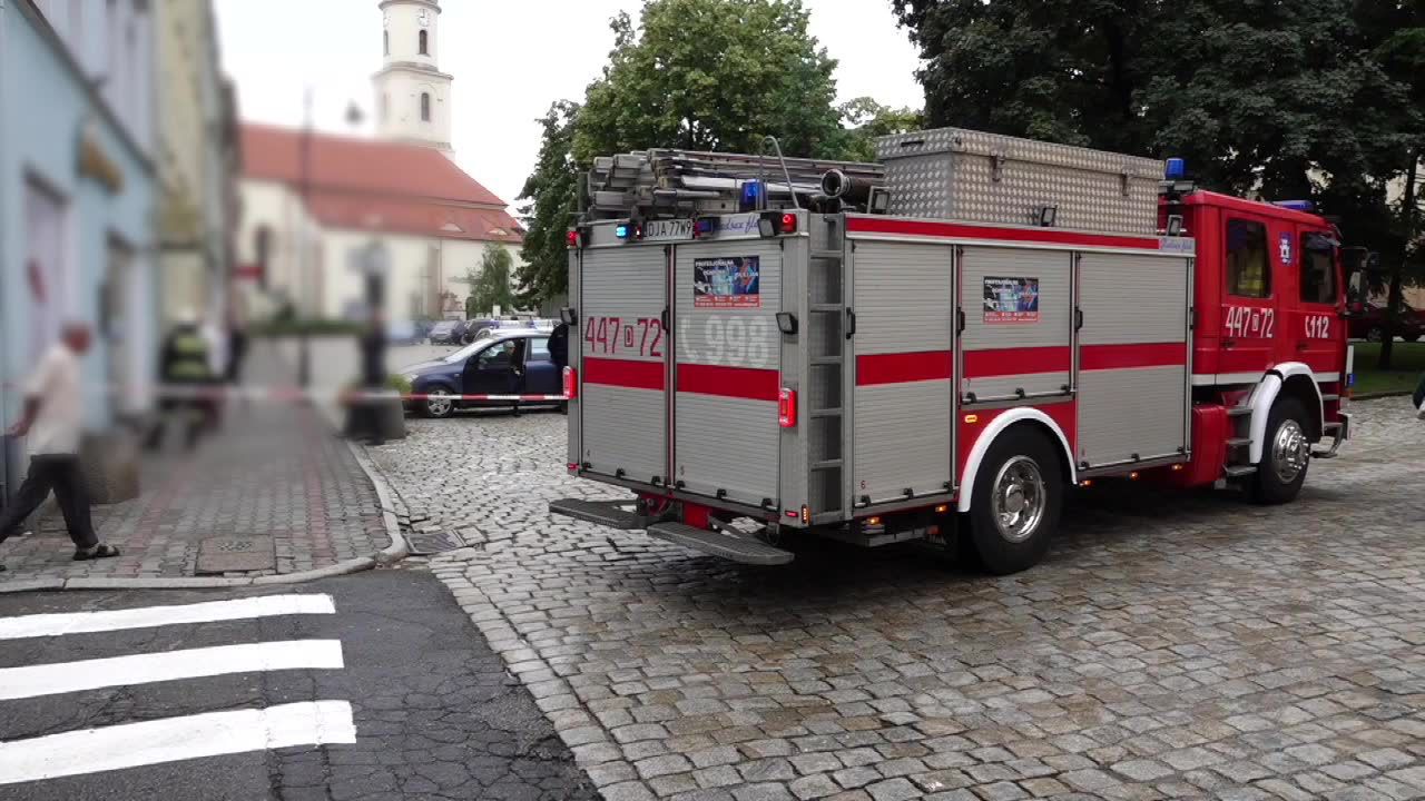 „Samochód tylko szurnął i pojechał”. Próba kradzieży bankomatu w Bolkowie