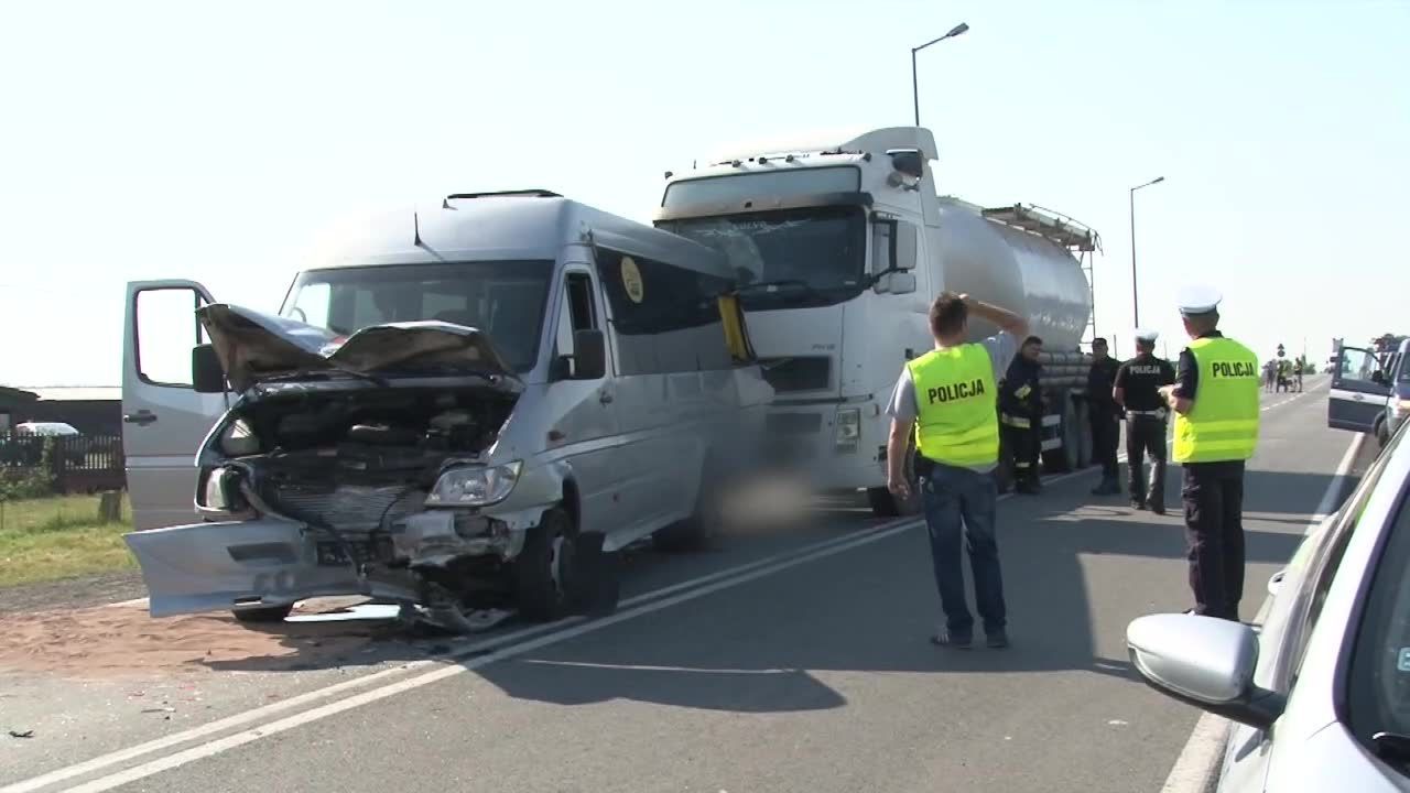 Cztery pojazdy, 11 rannych. Karambol pod Piotrkowem Trybunalskim