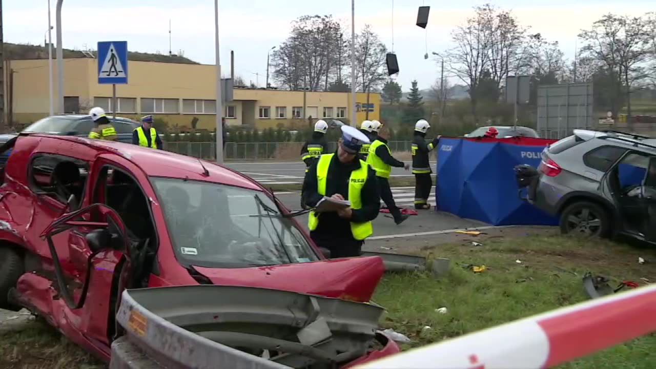 Dwie osoby zginęły w zderzeniu samochodów w miejscowości Sławków na Śląsku