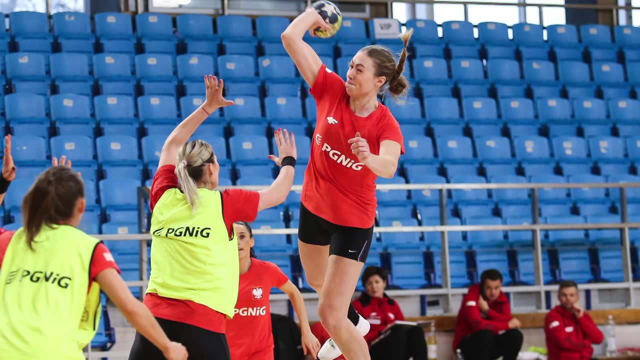 Ostatnie szlify reprezentacji Polski kobiet w piłce ręcznej. Od piątku do niedzieli podopieczne Arne Senstada rozegrają trzy mecze