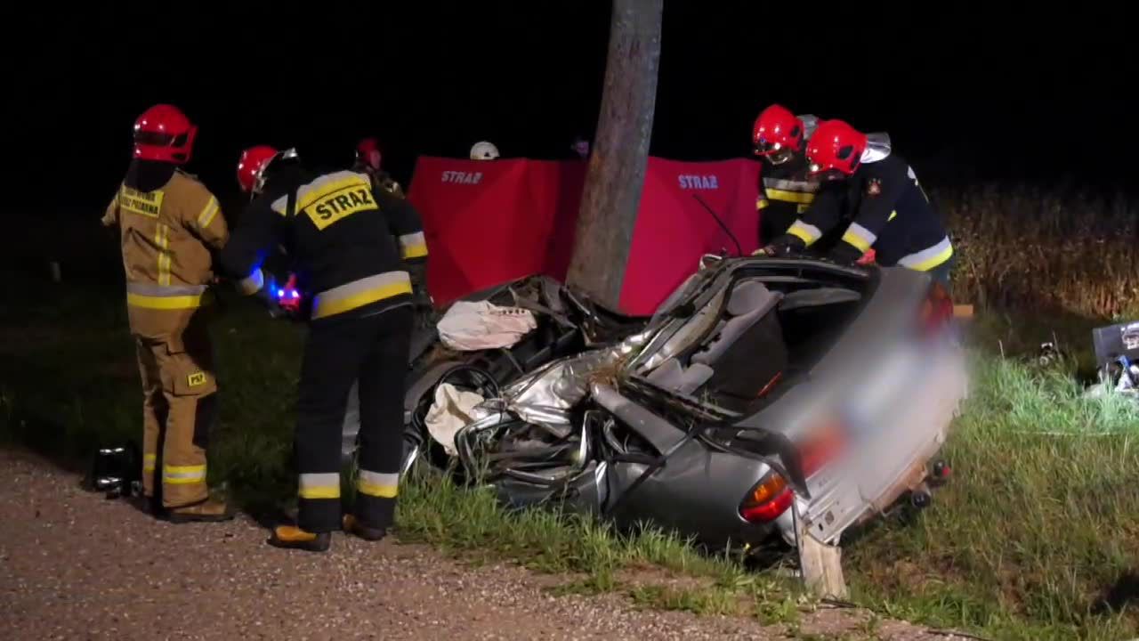 Samochód dachował. Kierowca zginął na miejscu