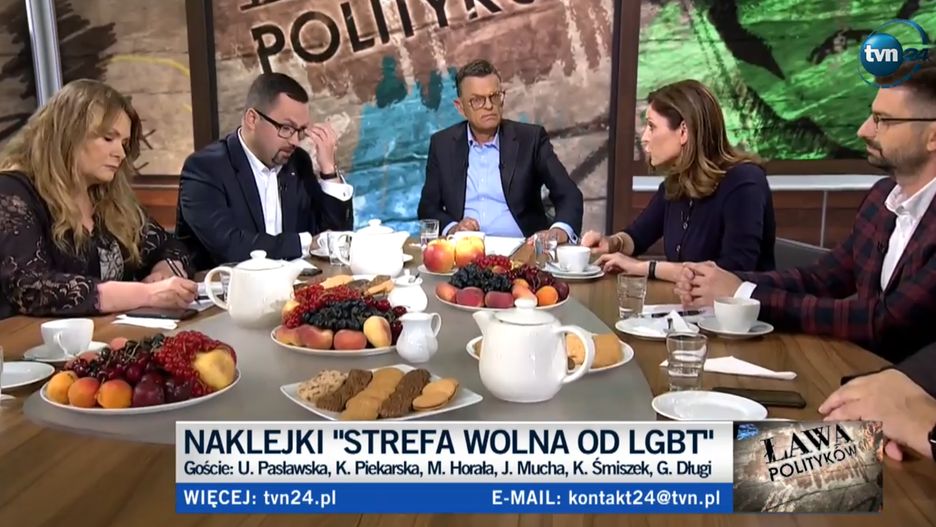 W studiu TVN24 było gorąco. Wywiązała się zażarta dyskusja między posłem Horałą i posłanką Muchą