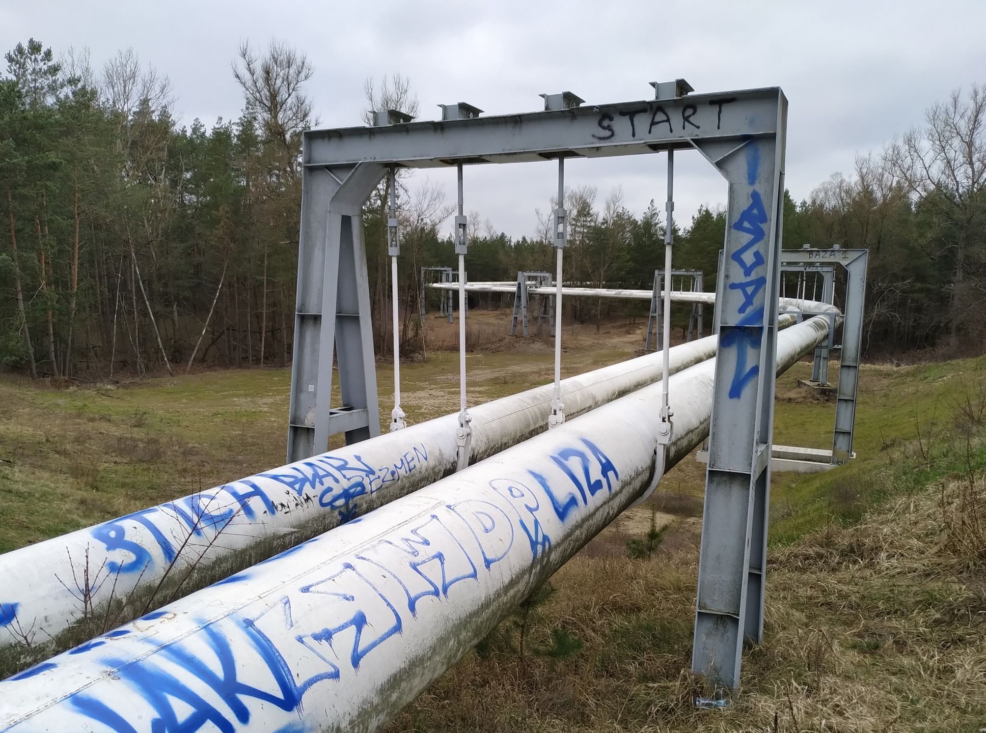 Ropociąg we wsi Topolina. 