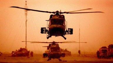 Helikopter Lynx 2 w Basrze (fot. AFP)