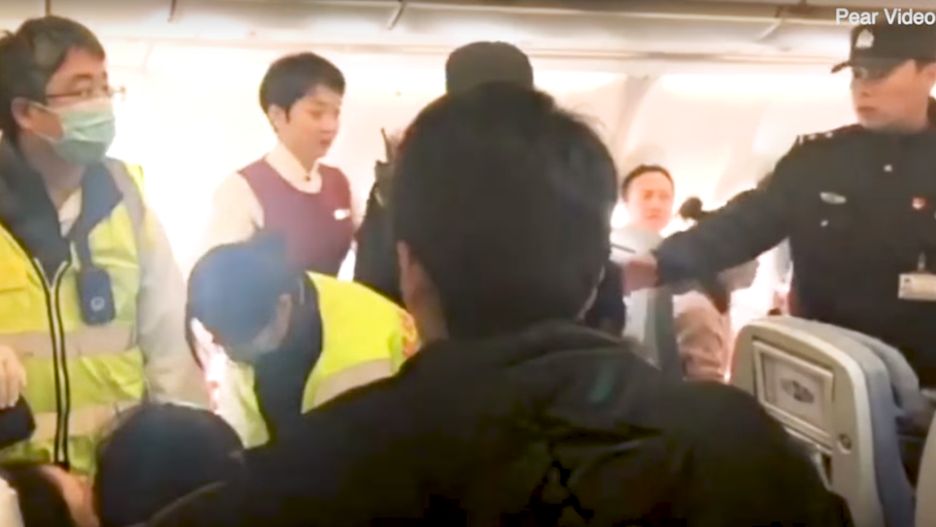 Zamieszanie na pokładzie samolotu Air China.