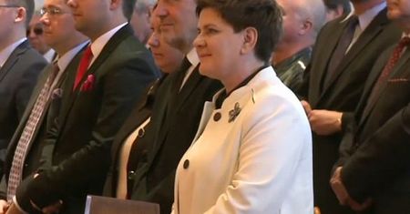 Biskup do Beaty Szydło: "Otrzymaliśmy panią jako dar od Boga"