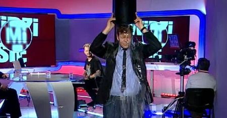 Splash Michała Figurskiego na wizji! Nominował... Kubę Wojewódzkiego!