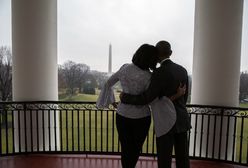 Ostatnie zdjęcie Baracka i Michelle Obamów poruszyło świat