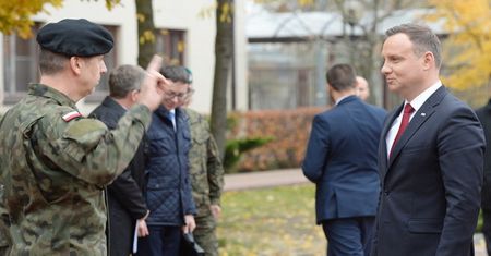 Soloch: prezydent rozmawiał w Dowództwie Operacyjnym o systemie dowodzenia
