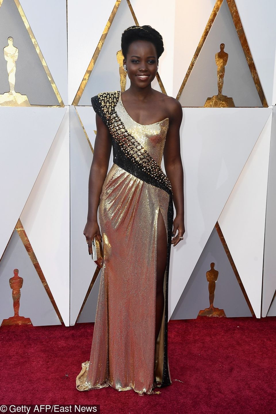 Lupita Nyong'o – Oscary 2018, kreacja: Atelier Versace