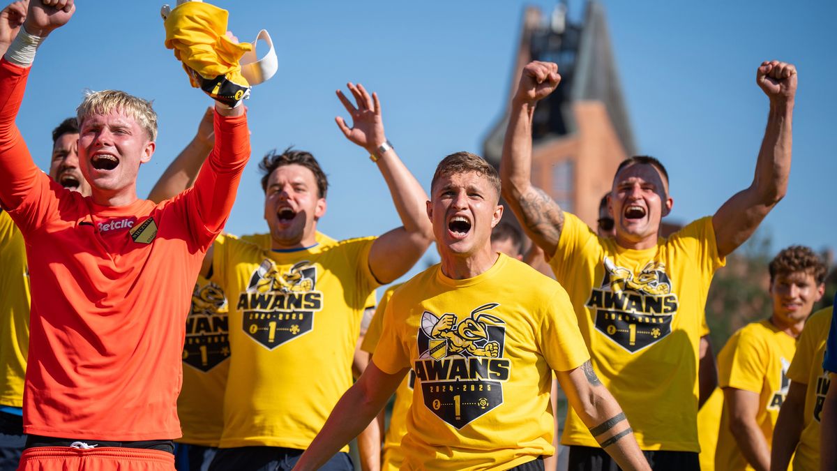 Getty Images / Marcin Golba/NurPhoto / Na zdjęciu: Wieczysta Kraków żegna aż dziesięciu piłkarzy