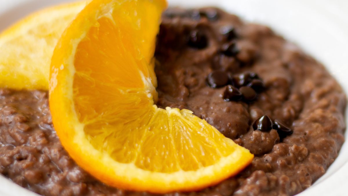 Owsianka piernikowa z pomarańczą idealna na śniadanie