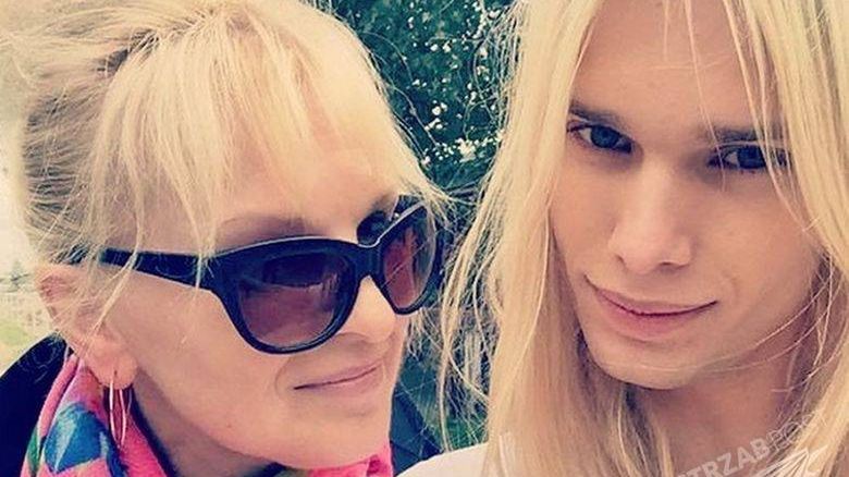 Mateusz Maga z mamą