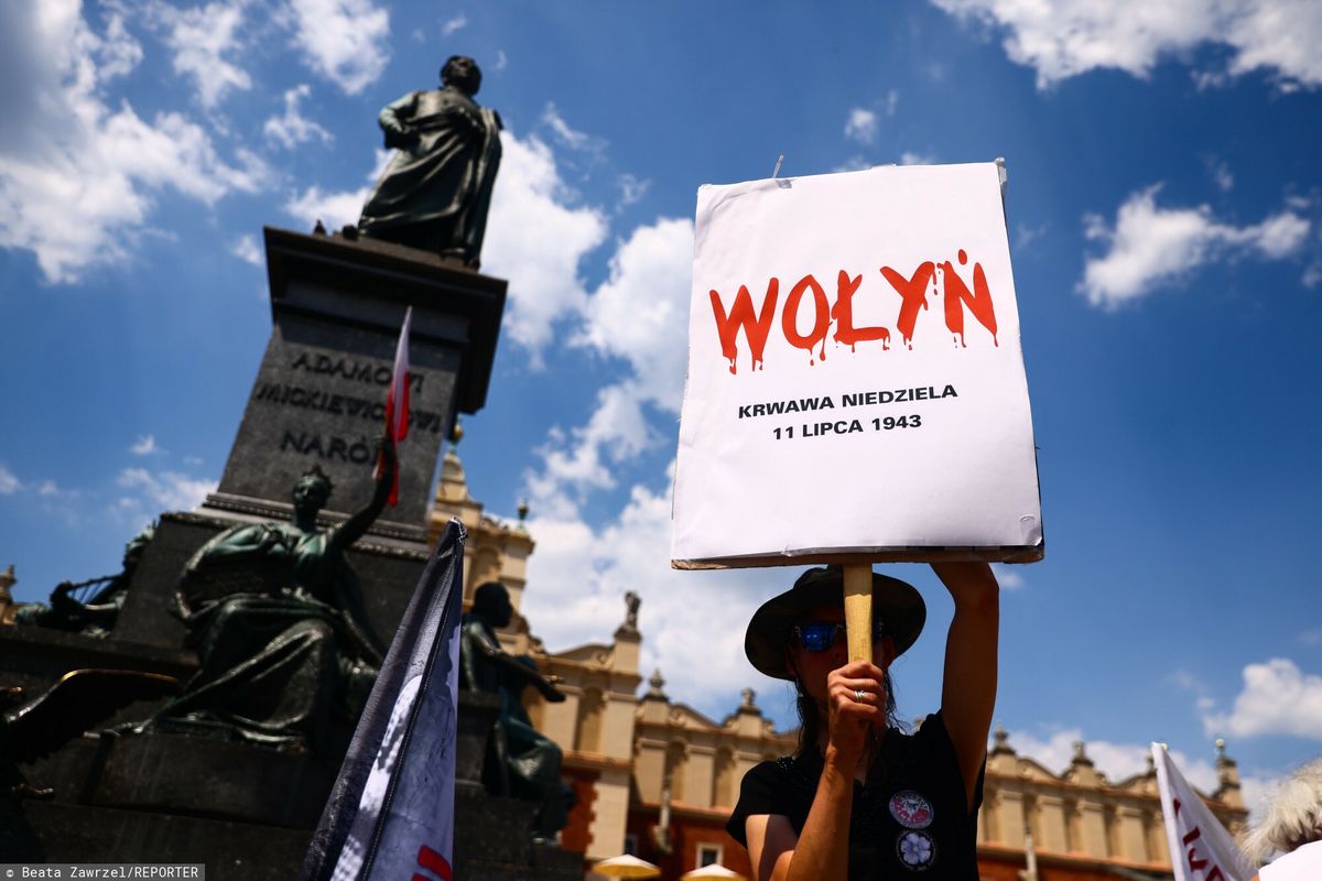"Rekolekcje wołyńskie" na Rynku Głównym w Krakowie