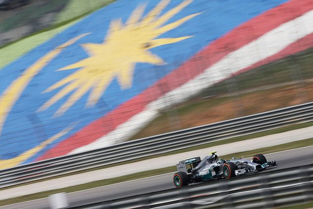 Mercedes GP na torze Sepang