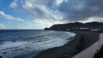 Las Playitas na Fuerteventurze: plaża i spacer nad oceanem