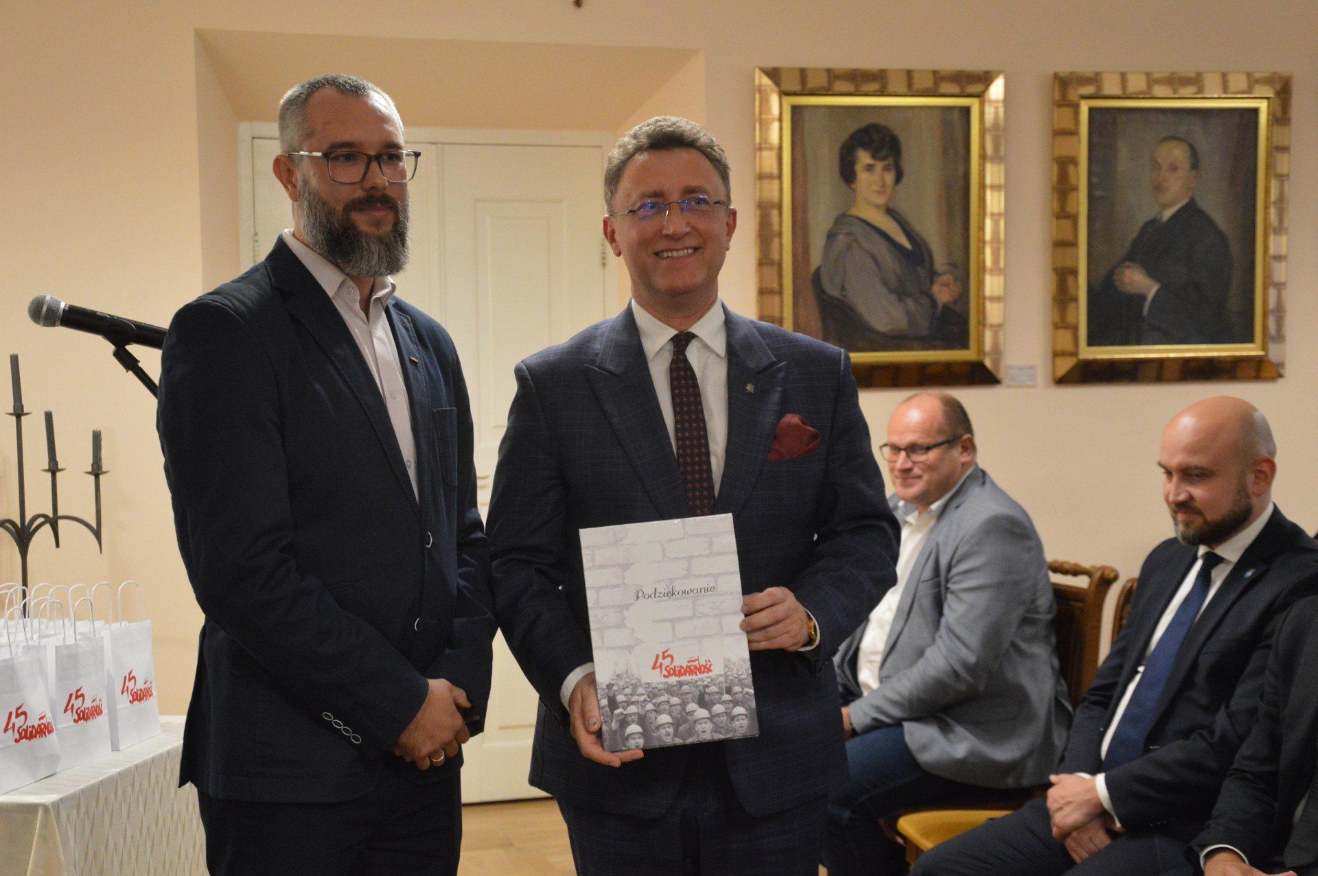 Uroczyste spotkanie i otwarcie wystawy pt. &#34;Tu rodziła się Solidarność&#34; odbyło się w Muzeum Regionalnym w Bełchatowie