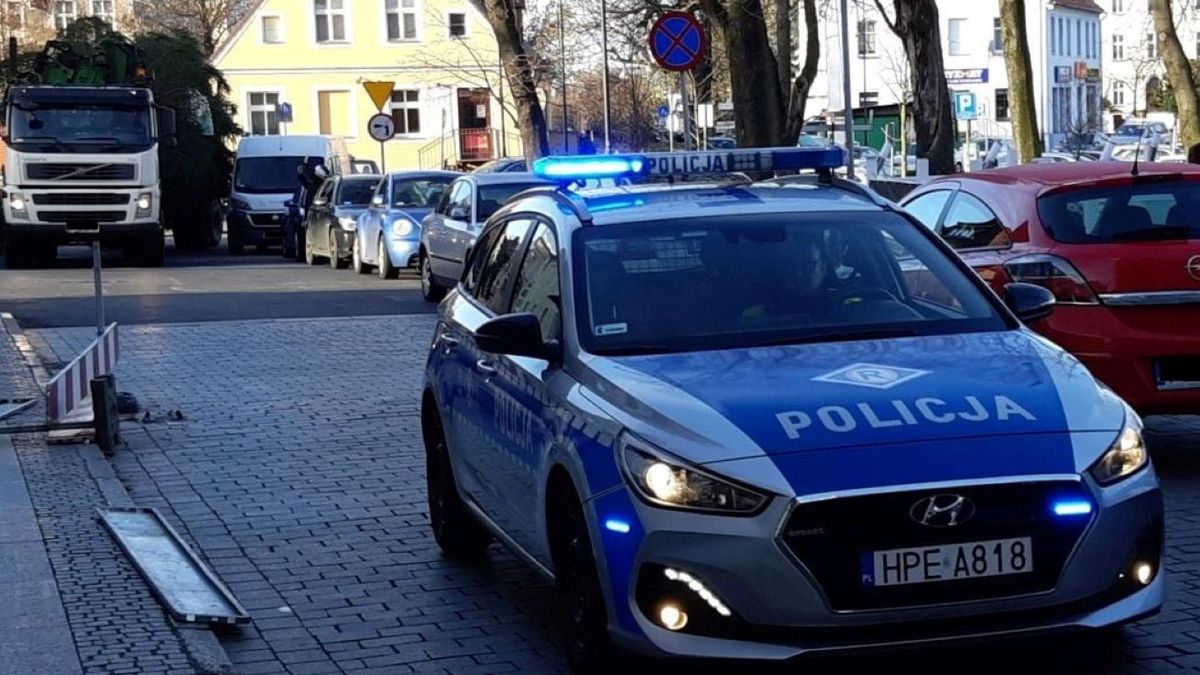 Policjant pomógł samotnemu niemowlęciu. Zdj. ilustracyjne 