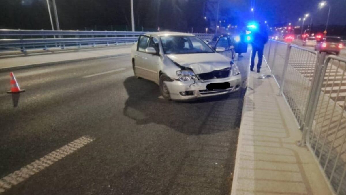 Zderzenie toyoty z fordem na ul. Nałęczowskiej