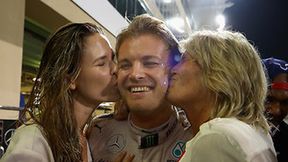 Z żoną i mamą. Tak Nico Rosberg świętował zdobycie mistrzostwa świata F1