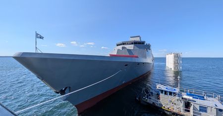 ORP Wicher. Pierwsza fregata "Miecznik" już pływa