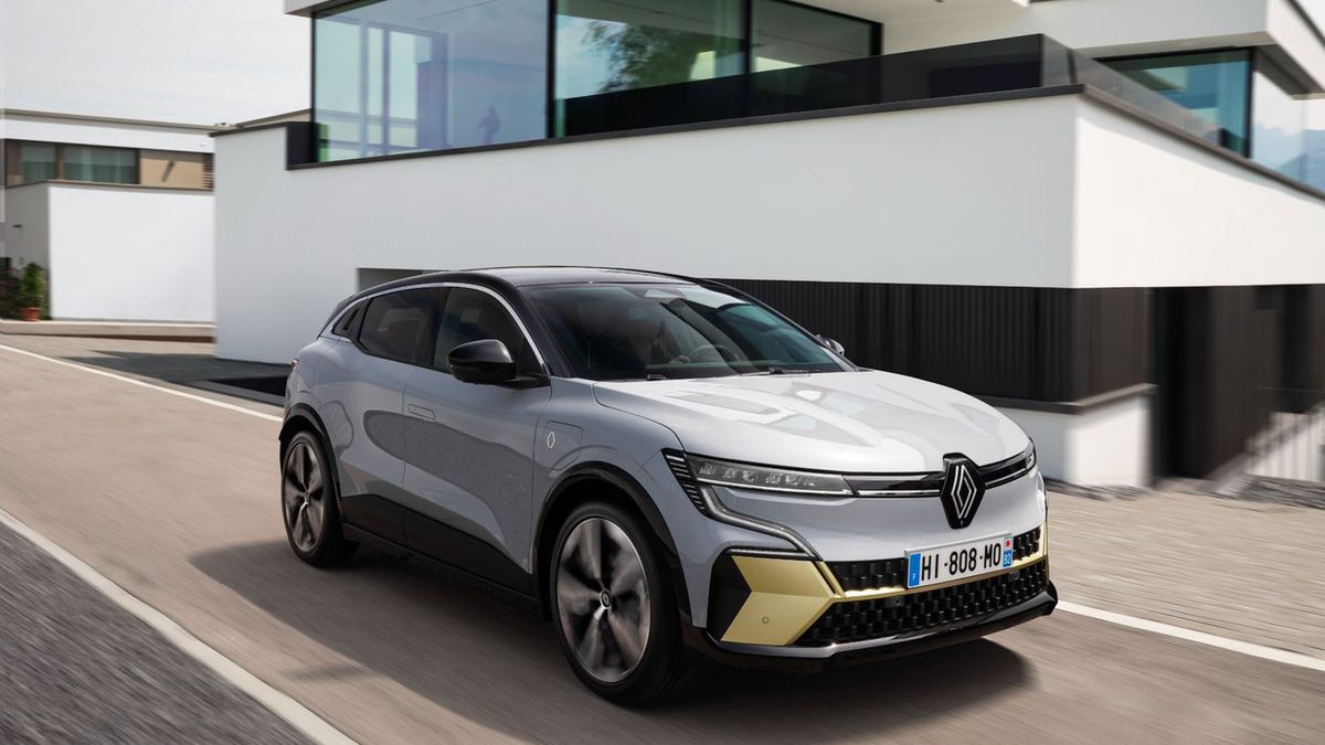 Renault Megane E-TECH (2022)