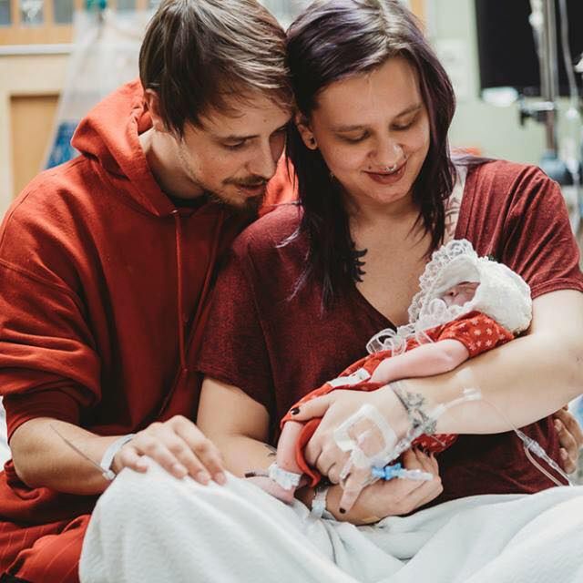 Matka zdecydowała się donosić ciążę i oddać narządy córeczki do przeszczepów