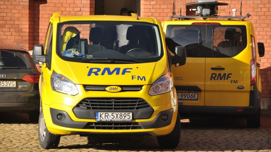 Radio RMF FM w Krakowie
PHOTO: ALBIN MARCINIAK / EAST NEWS Radio RMF FM w Krakowie, rocznica radia, siedziba Radia RMF na Kopcu Kosciuszki, samochod radia RMF FM w Krakowie n/z woz transmisyjny przed siedziba radia RMF FM  w Krakowie
Albin Marciniak