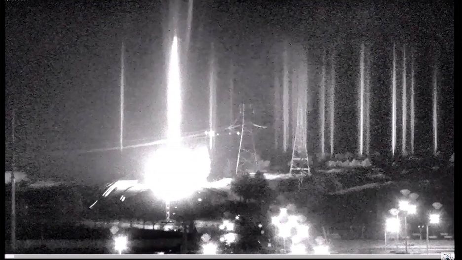 Wojna w Ukrainie - inne miastaAn image grab from footage obtained from a livestream from the Zaporizhzhia Nuclear Authority on March 5, 2022 shows multiple blasts at key a Ukrainian nuclear plant in Zaporizhzhia from Russian shelling. (Photo by ZAPORIZHZHIA NUCLEAR AUTHORITY / AFP) / RESTRICTED TO EDITORIAL USE - MANDATORY CREDIT "AFP PHOTO / ZAPORIZHZHIA NUCLEAR AUTHORITY" - NO MARKETING - NO ADVERTISING CAMPAIGNS - DISTRIBUTED AS A SERVICE TO CLIENTS-